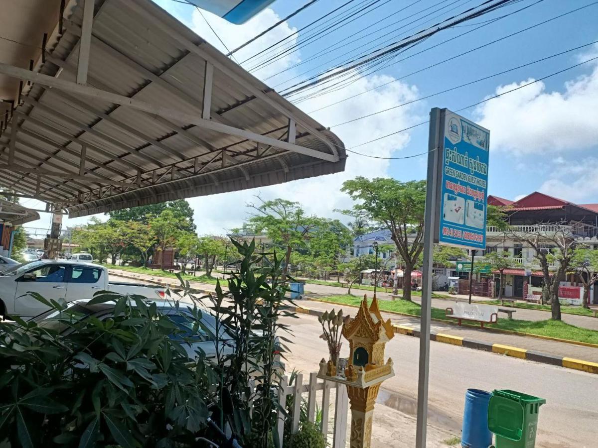 Green Garden Guesthouse Kampot Esterno foto